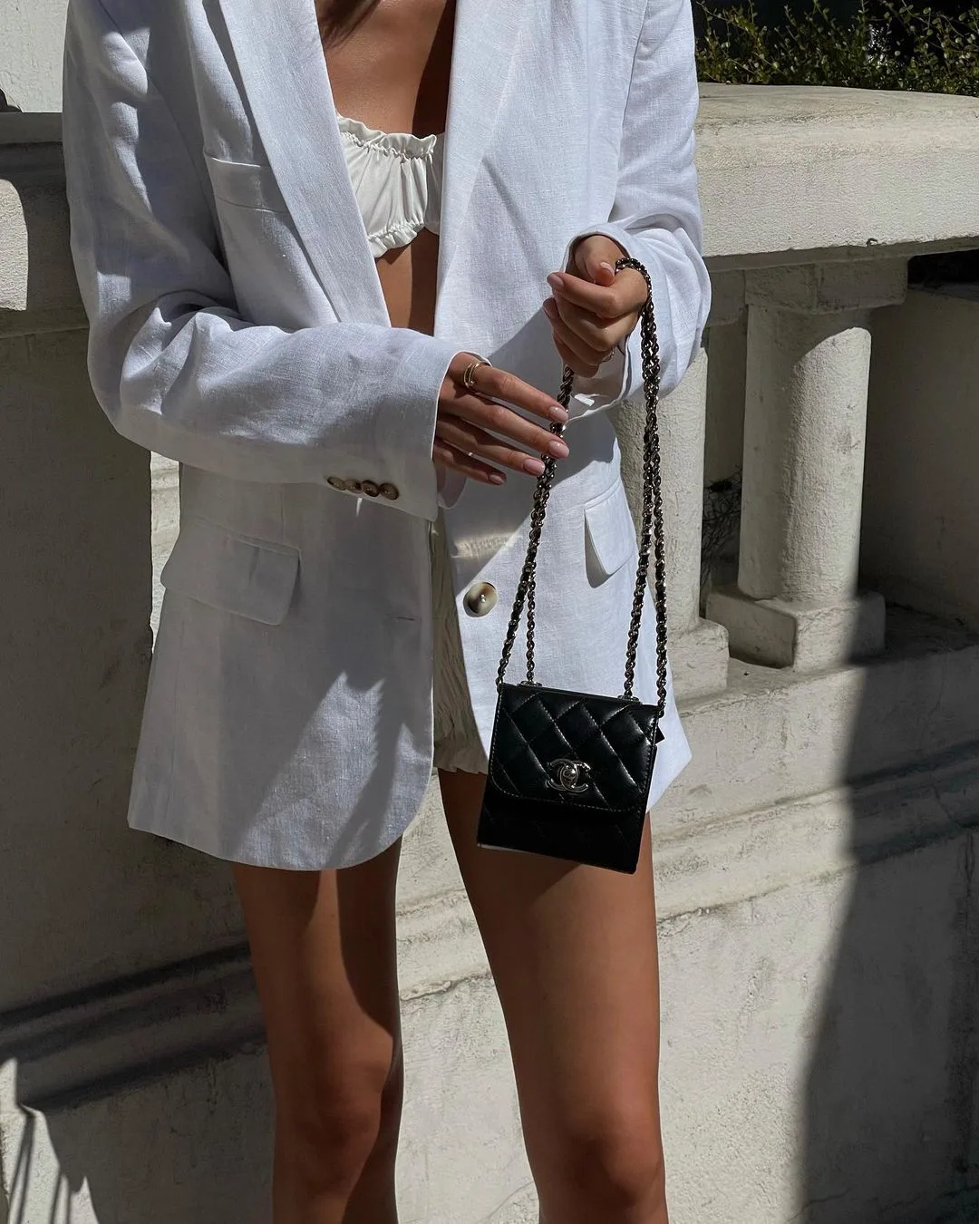 áo blazer linen màu trắng