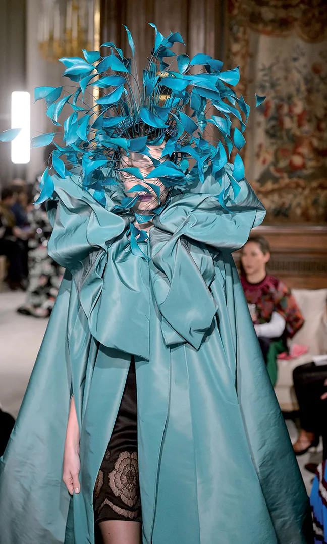 Haute Couture 19 Haute Couture 19