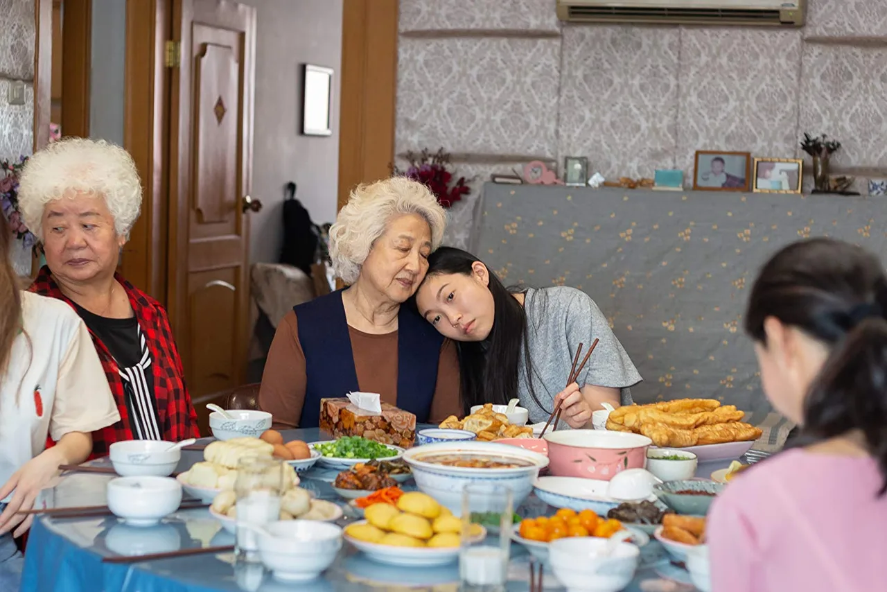 Awkwafina trong phim Lời Từ Biệt không xuất hiện trong đề cử của Oscar 2020