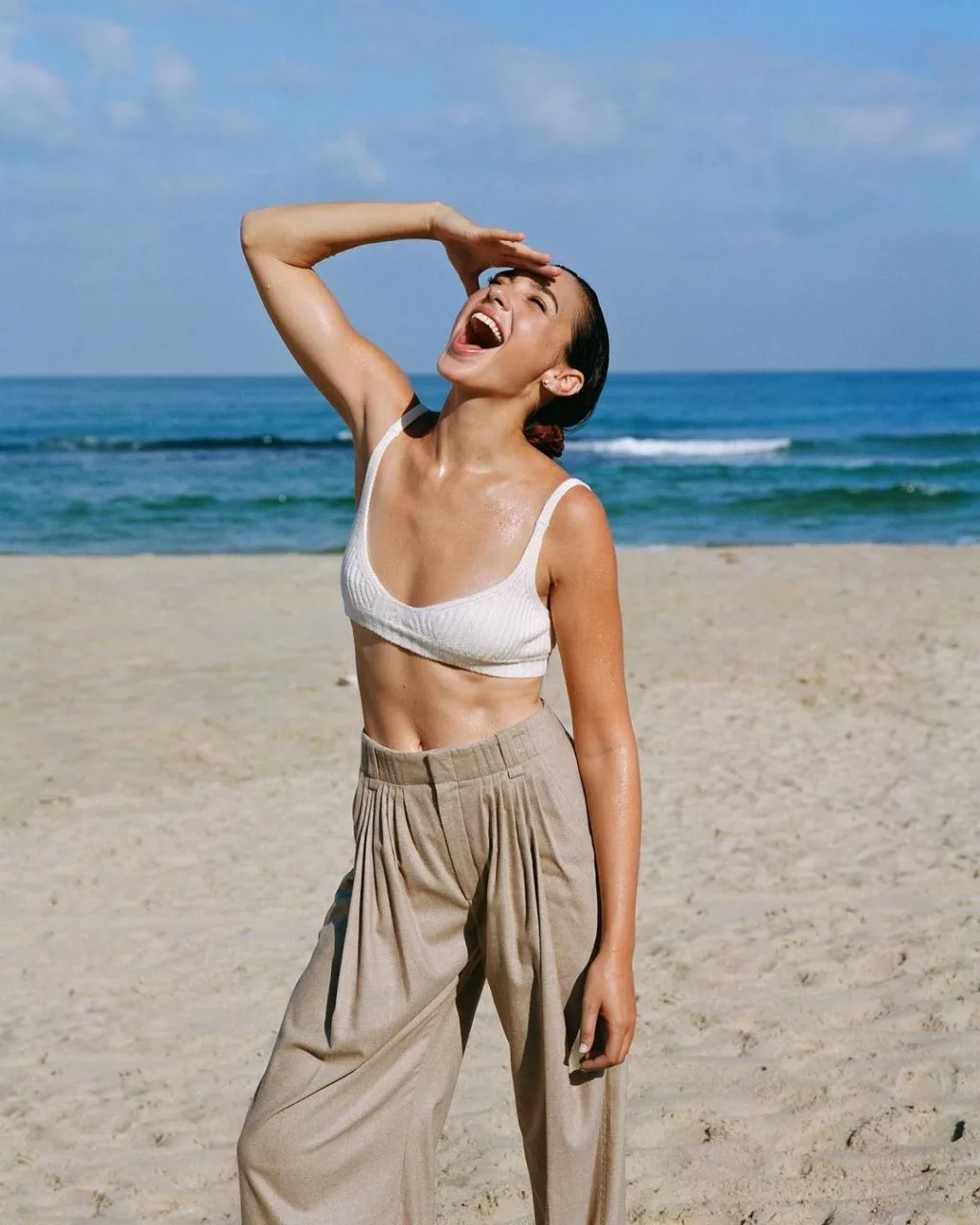 nét quyến rũ của gal gadot nét quyến rũ của gal gadot