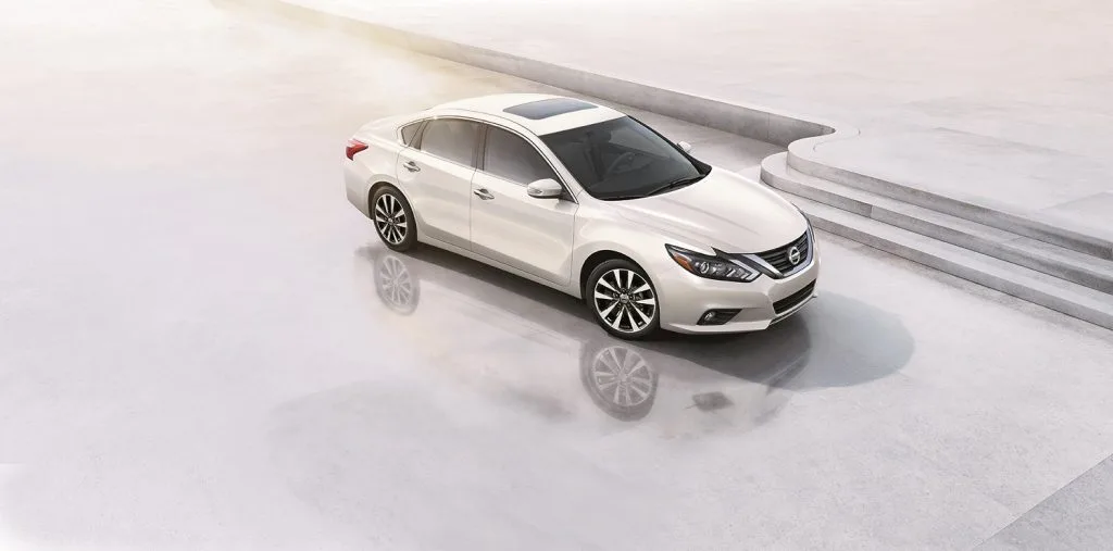 Nissan Việt Nam chính thức triển khai chương trình Khuyến mãi “Mùa lễ hội cuối năm”- 02