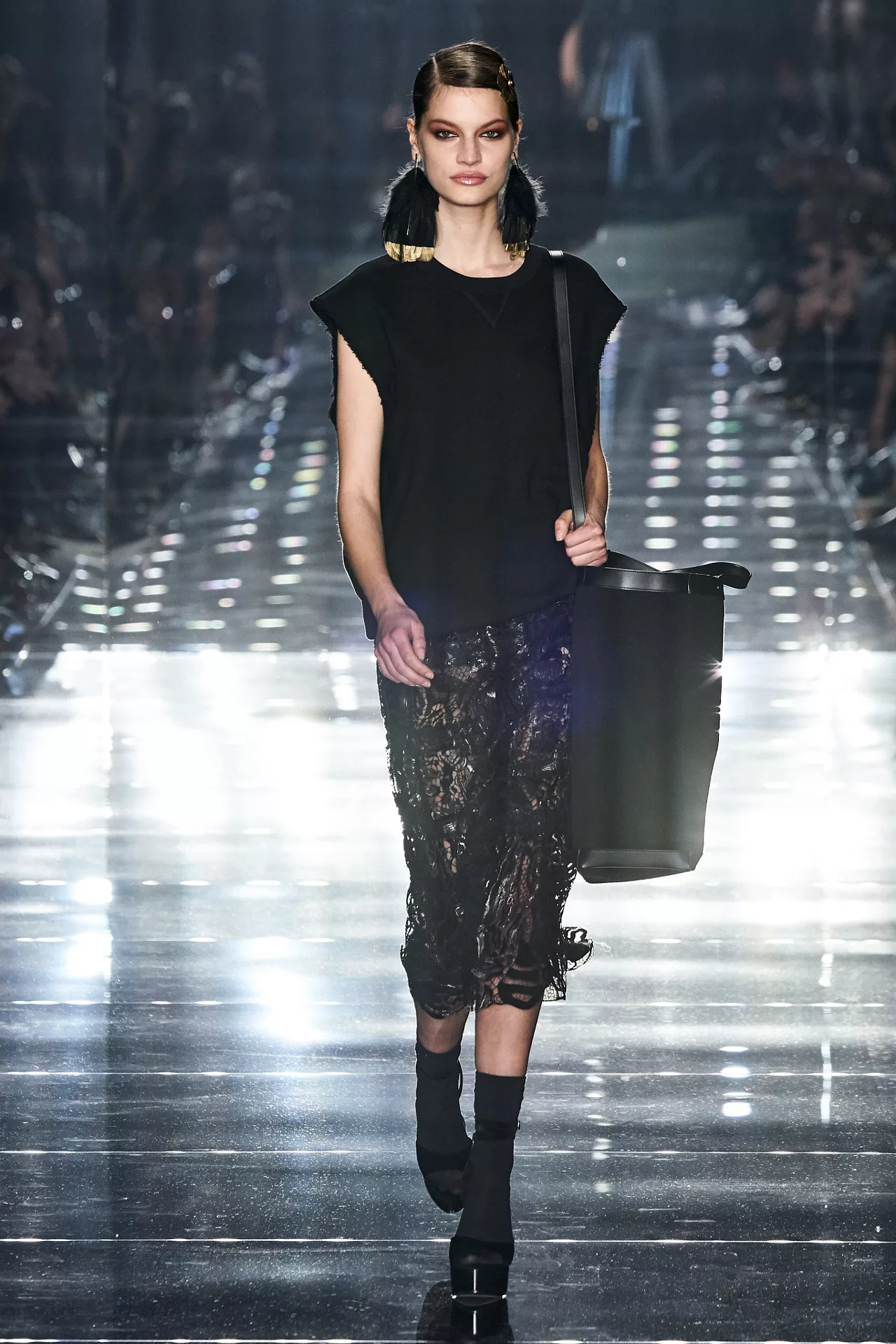 người mẫu faretta bst tom ford thu - đông 2020