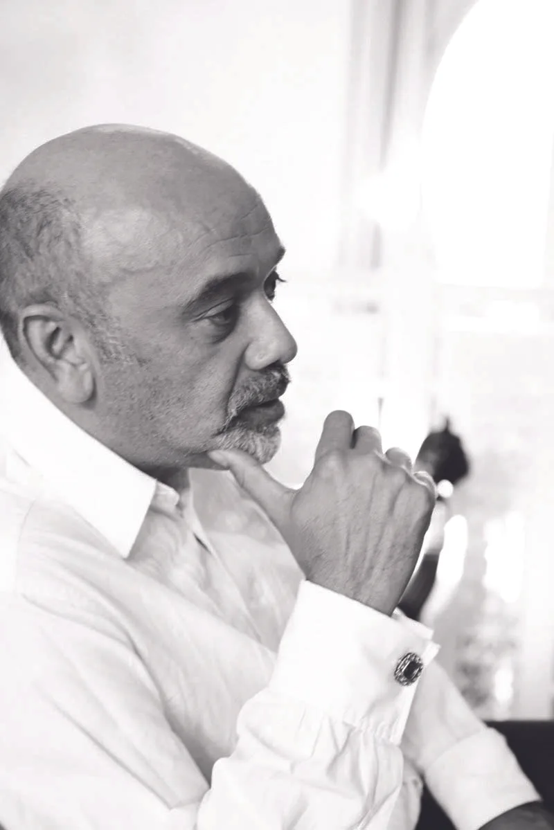 Khám phá tủ đồ của "ông hoàng giày đế đỏ" Christian Louboutin