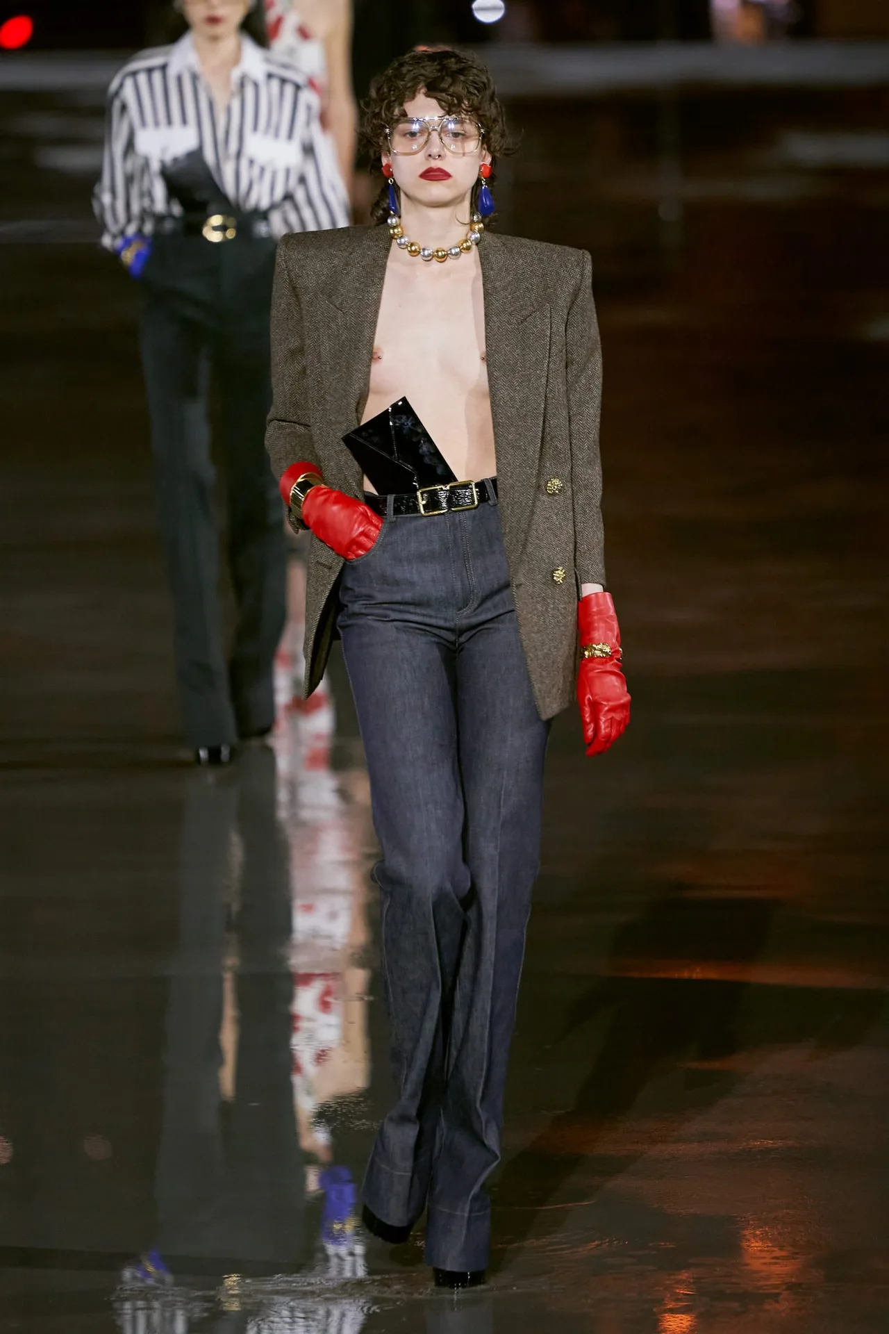 Saint Laurent xuân hè 2022