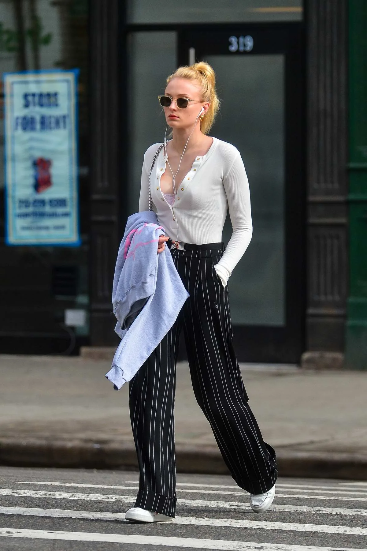 Phong cách thời trang Sophie Turner