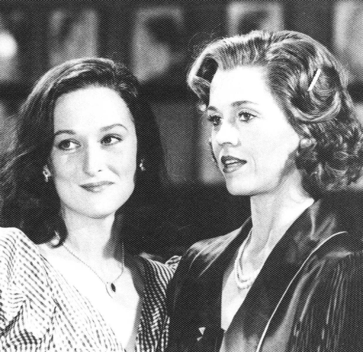 Hai nữ diễn viên Jane Fonda & Meryl Streep trong phim Julia (1977)