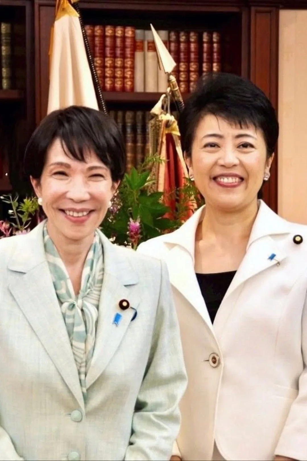 Phong cách thời trang của nữ thủ tướng Nhật Takaichi Sanae 9