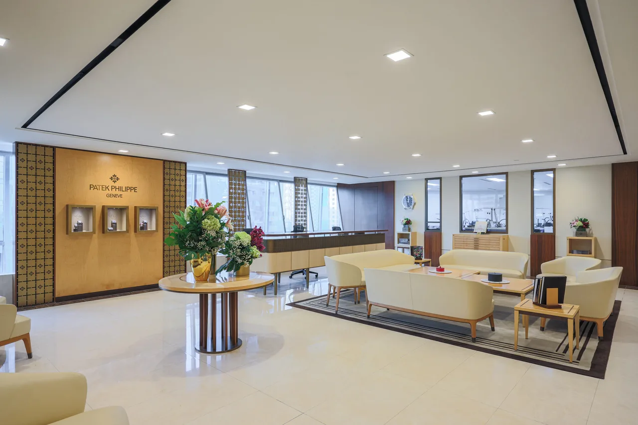 Không gian đón khách tại trung tâm dịch vụ của Patek Philippe tại Singapore