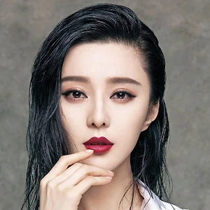 4 màu son đỏ vừa cổ điển vừa thời thượng