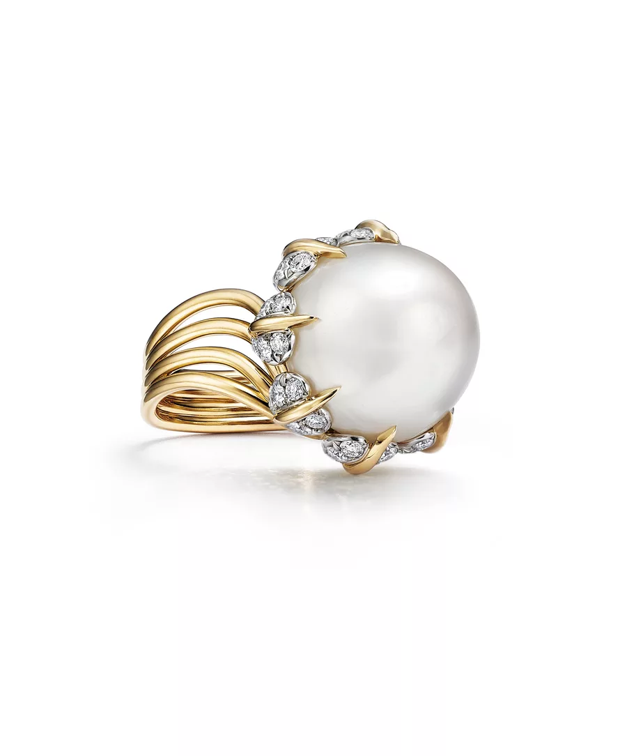 Nhẫn ngọc trai BST Bird On A Pearl của Tiffany & Co.