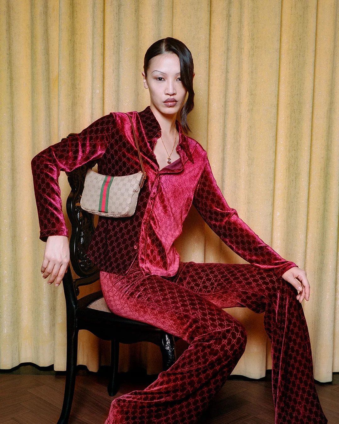 Người mẫu trong chiến dịch "The Gathering" của Gucci