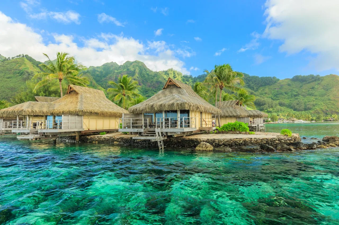 du lịch biển trăng mật tahiti
