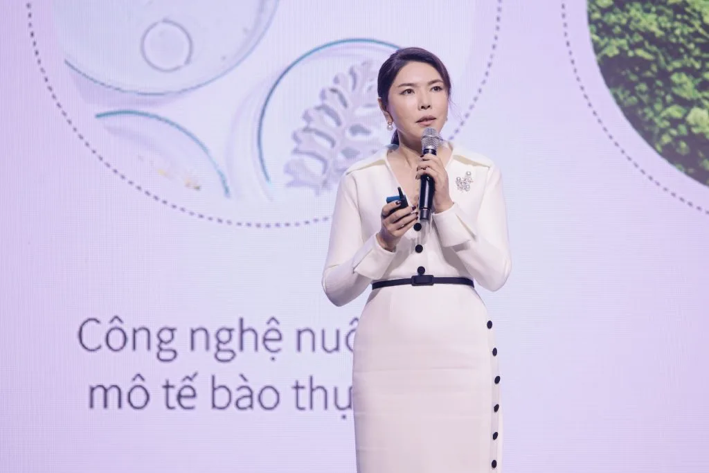 bà Zheng Xiao Dan - Thành viên Hội đồng Quản trị Tập đoàn CHANDO