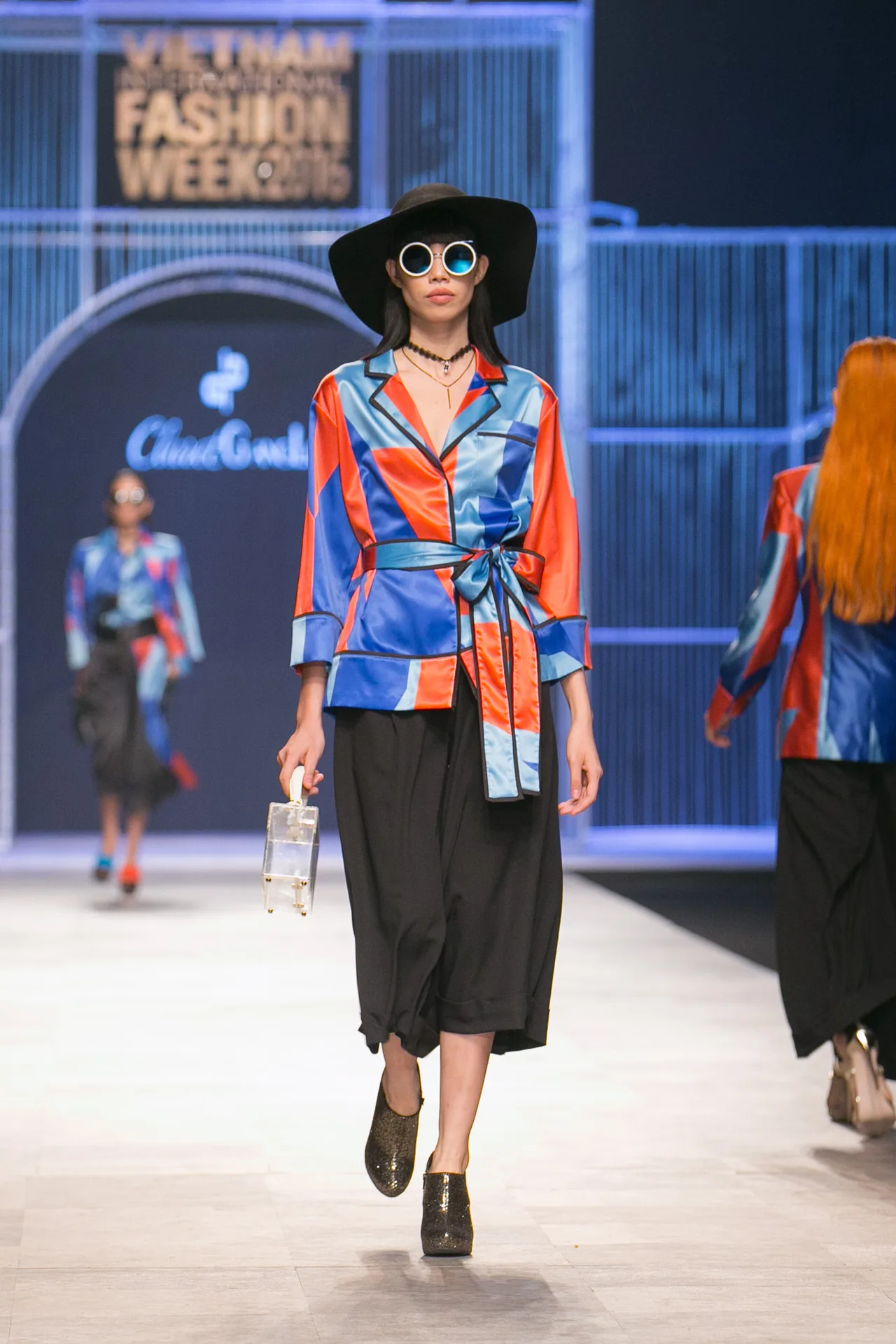 BST “FEMME” CỦA NTK CLARET GIANG LÊ - ELLE VN