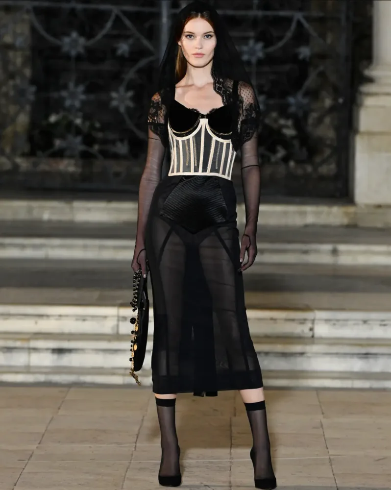 Dolce & Gabbana show alta moda 2022 32