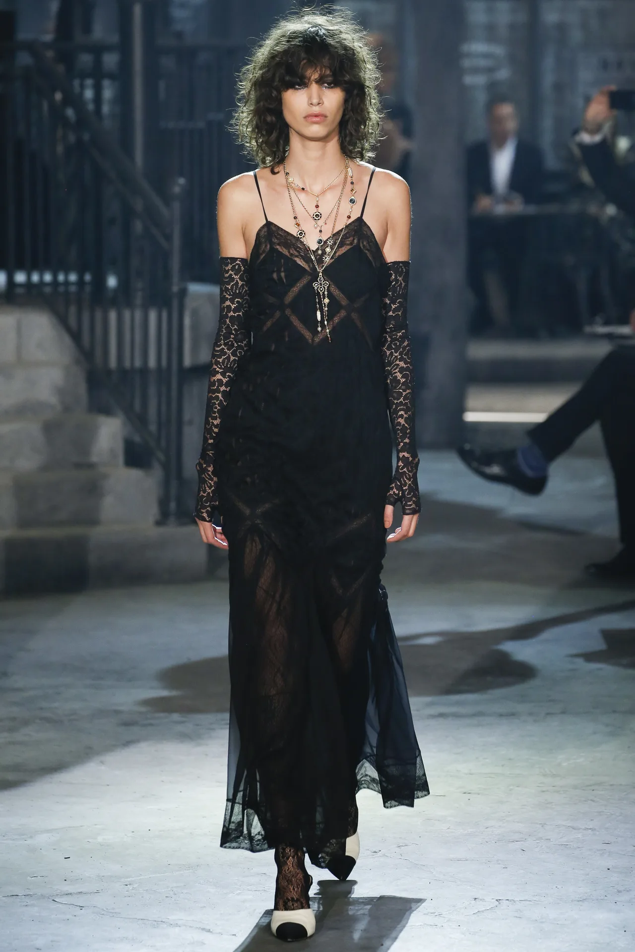 Chanel trình diễn BST Pre-Fall 2016 tại Rome 11