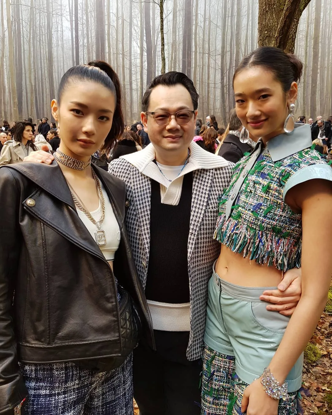 Vợ chồng Châu Kiệt Luân sánh đôi trên hàng ghế đầu show Chanel Thu - Đông 2018 Vợ chồng Châu Kiệt Luân sánh đôi trên hàng ghế đầu show Chanel Thu - Đông 2018