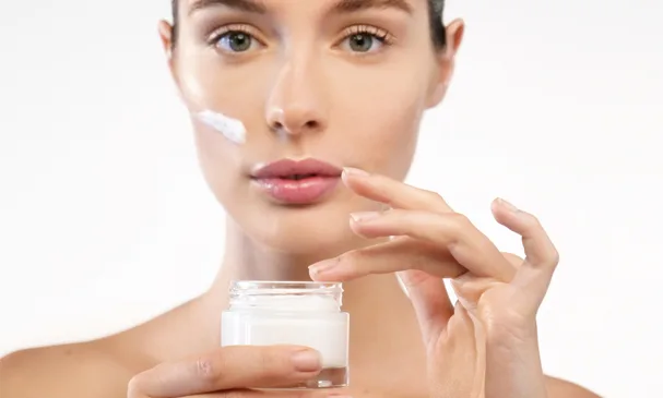 Kem chống lão hoá nào tốt: Retinol hay Retinoid? Kem chống lão hoá nào tốt: Retinol hay Retinoid?