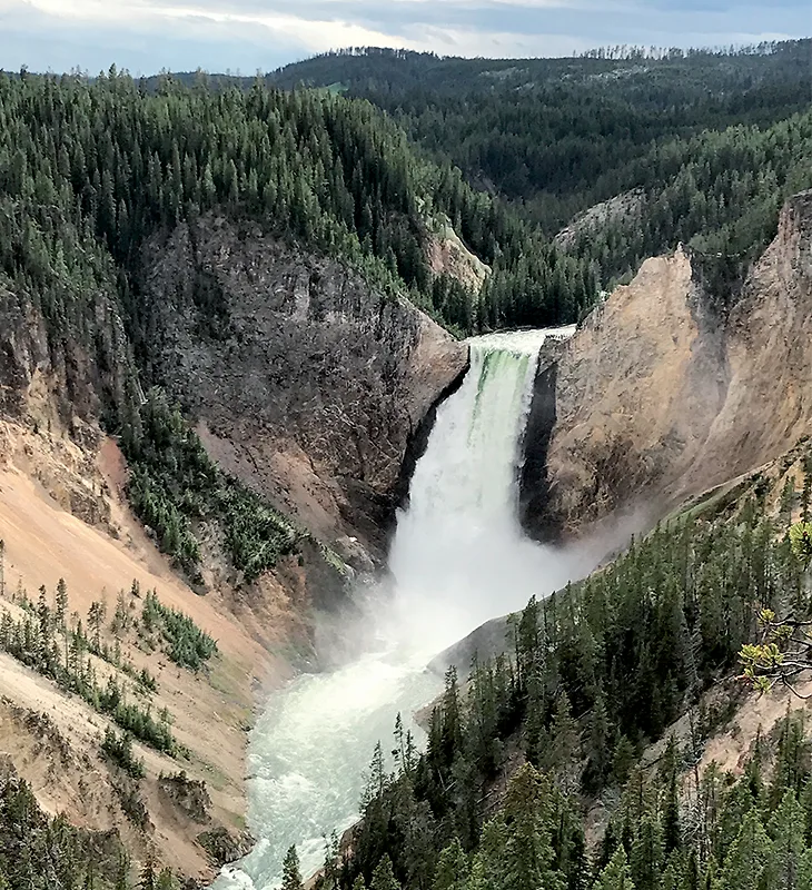Ghé thăm rừng quốc gia đầu tiên trên thế giới - Yellowstone Ghé thăm rừng quốc gia đầu tiên trên thế giới - Yellowstone