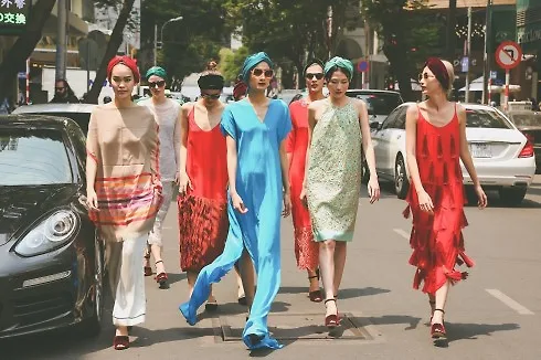 BST Nhung con cat bo dong cua ntk li lam – ellevietnam 01