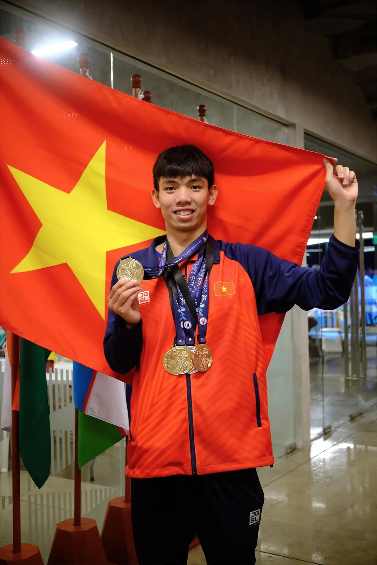 bơi lội kình ngư nguyễn huy hoàng bơi lội kình ngư nguyễn huy hoàng