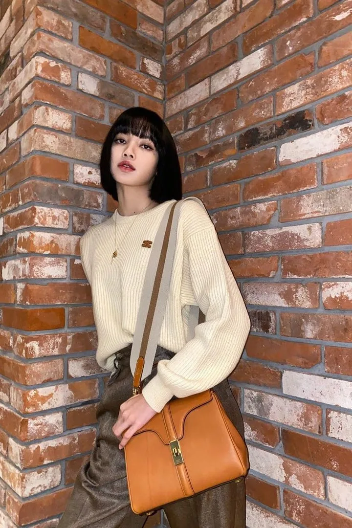 túi Celine 16 của Lisa