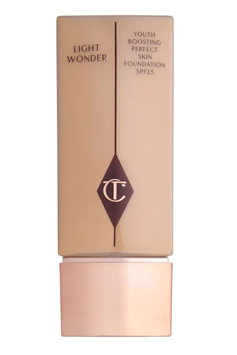 Kem nền cho da dầu Charlotte Tilbury