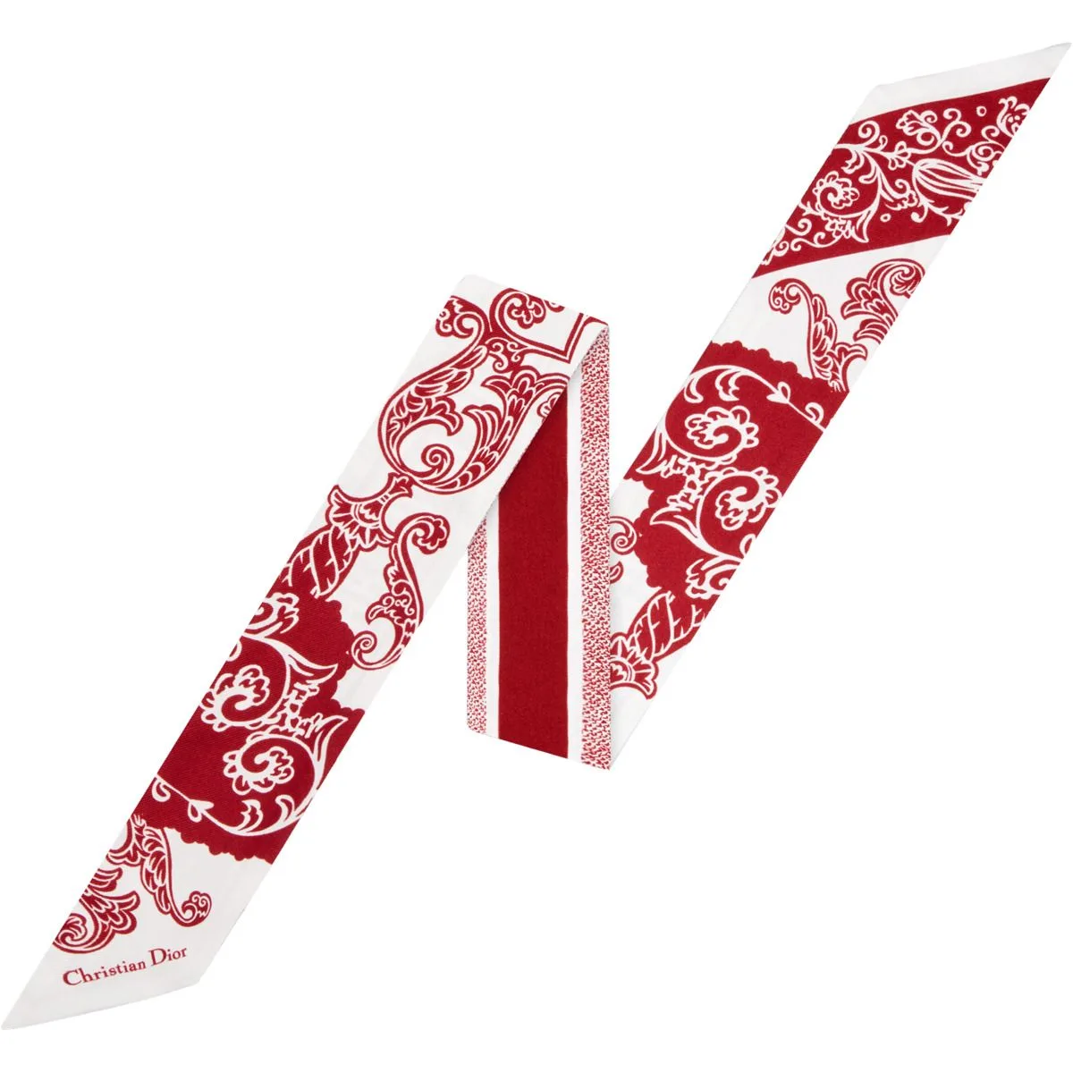 Bandana Miztah trong bst Dior cruise 2023