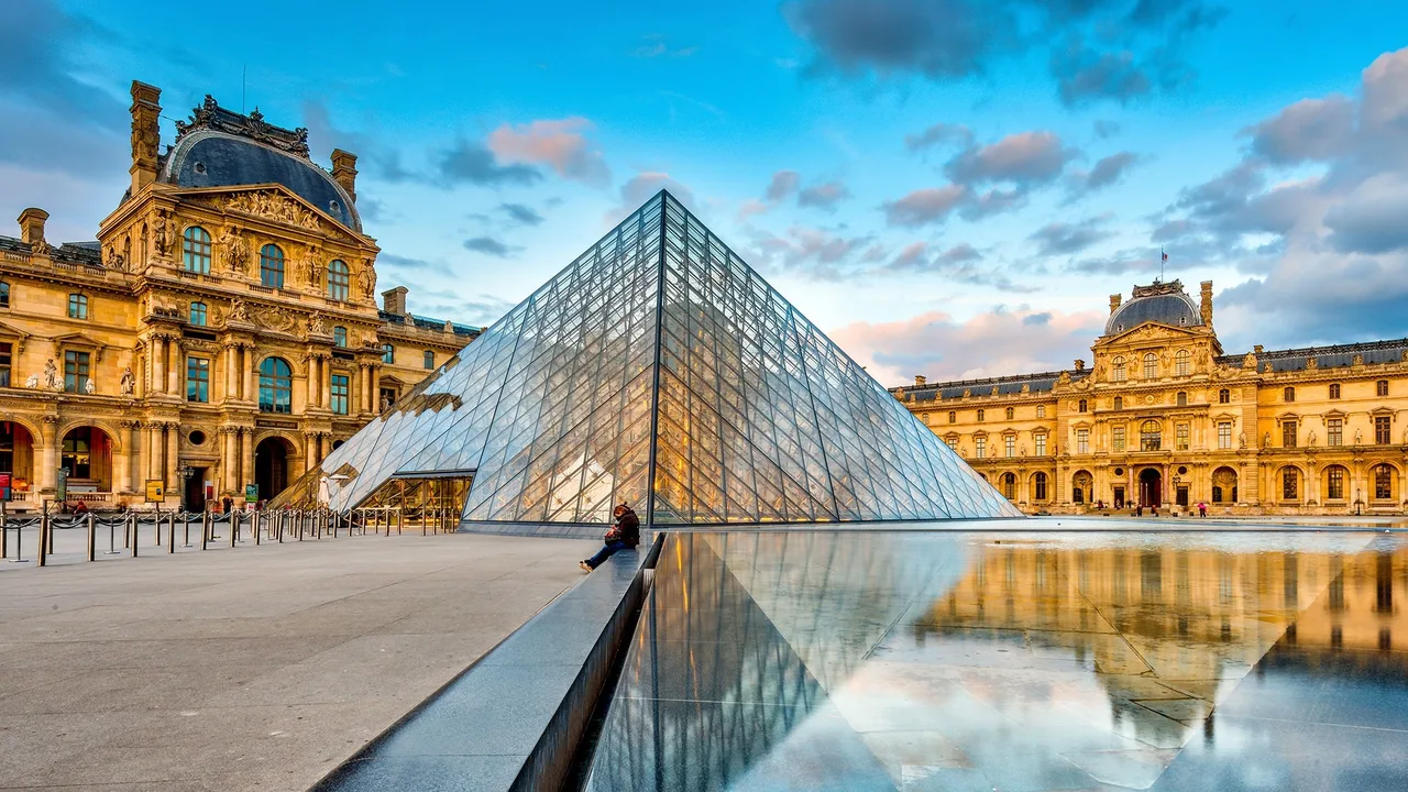 Bảo tàng Louvre trong Heartstopper 2