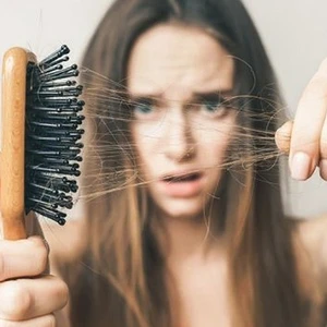 Khi mái tóc lên tiếng 