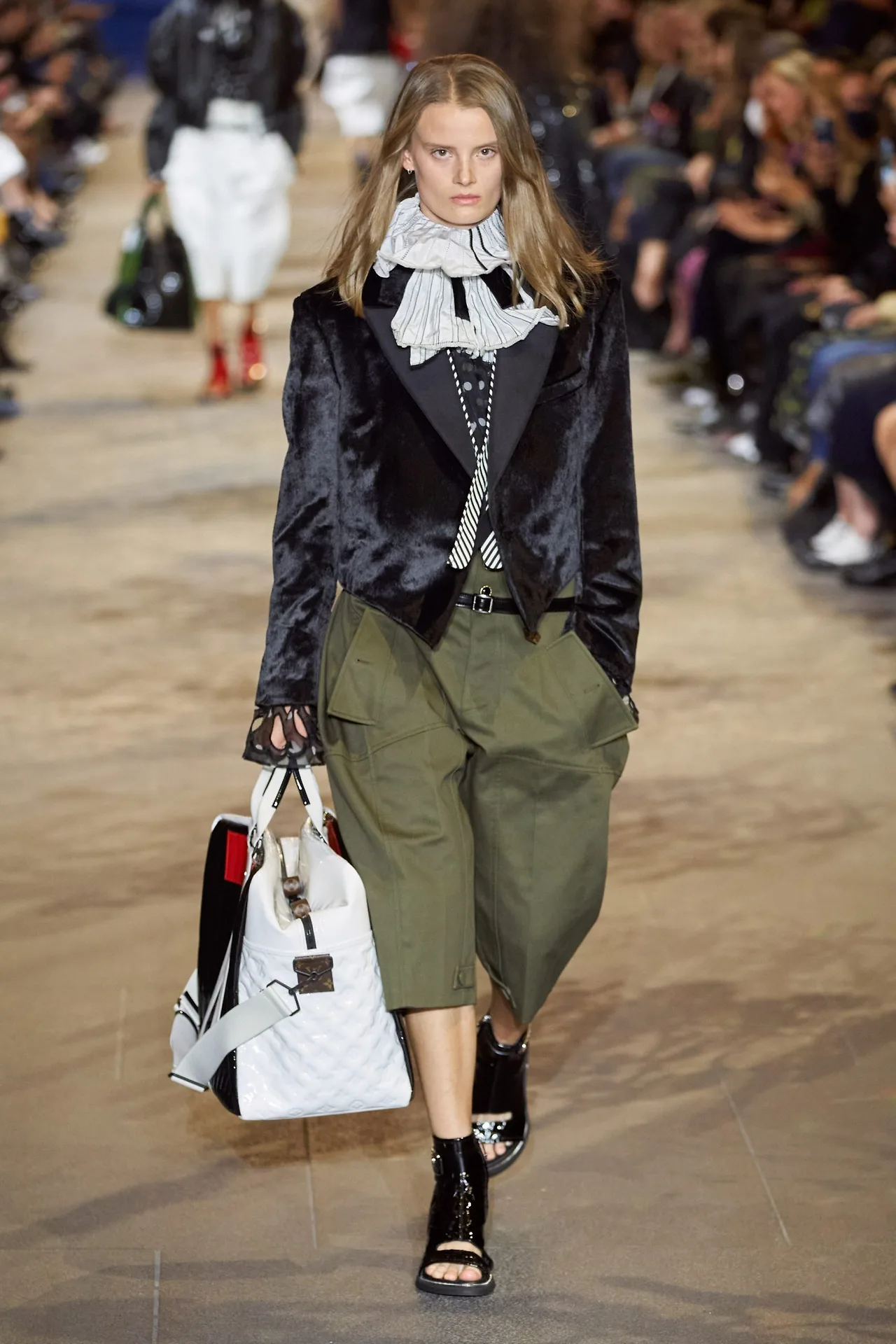 Look 40 LV SS22