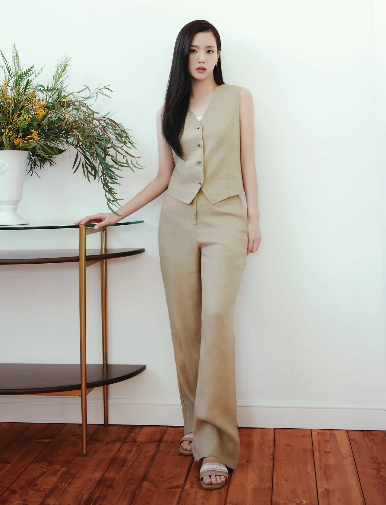 Jisoo trong chiến dịch TOMMY HILFIGER Spring 2026