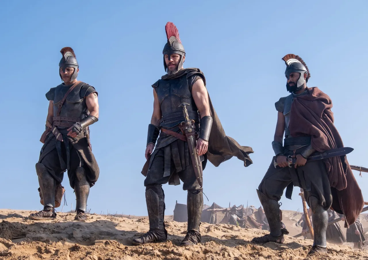Review "The Odyssey": Mãn nhãn về con người, quái vật và sự biến đổi đạo đức