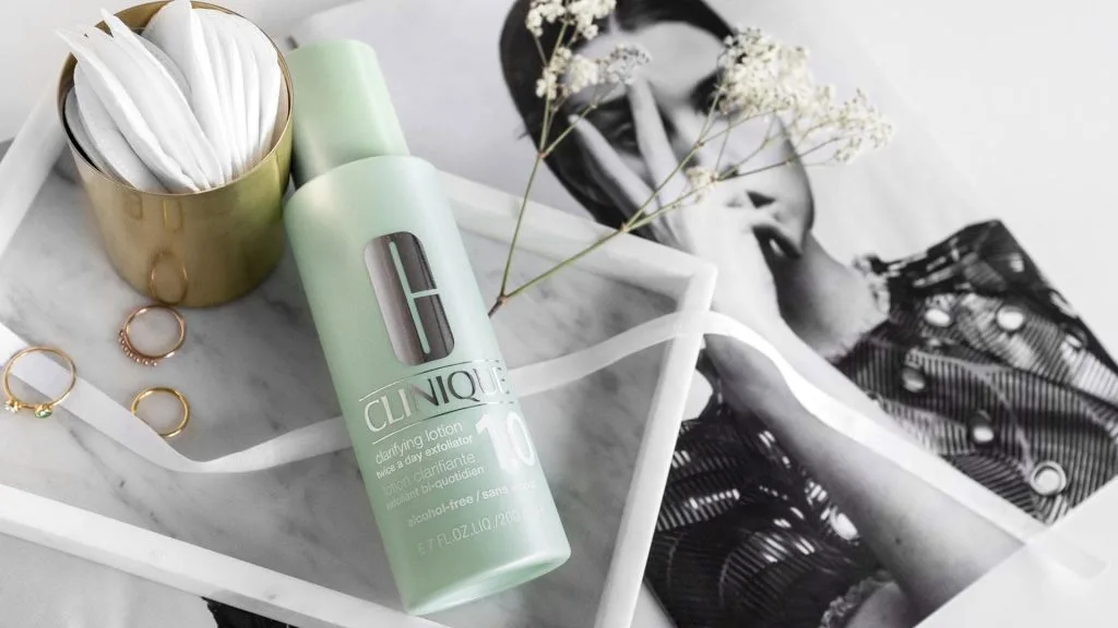 Toner nào tốt cho da dầu để bạn luôn rạng rỡ trong ngày Hè? 6 Toner nào tốt cho da dầu để bạn luôn rạng rỡ trong ngày Hè? 6