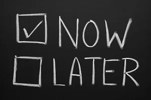 Stop-procrastinating-Stay-focused-Planning-Skills3-300x199