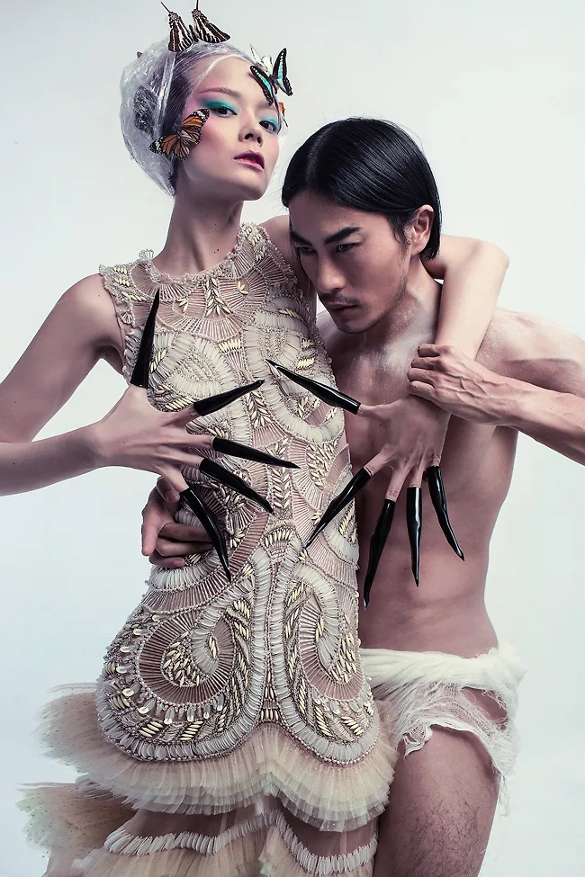 Dzung Yoko artbook 2 going east - elle vietnam 2