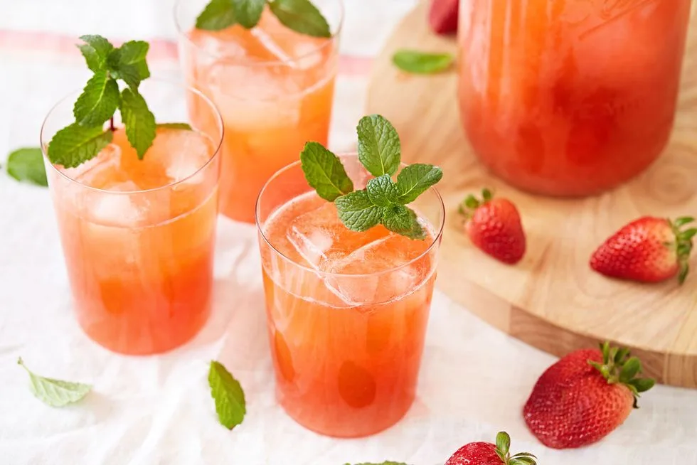 pha chế nước chanh dâu tây