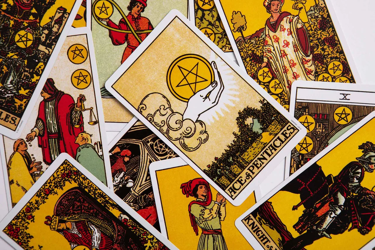 Bộ bài tarot quà tặng 20/10