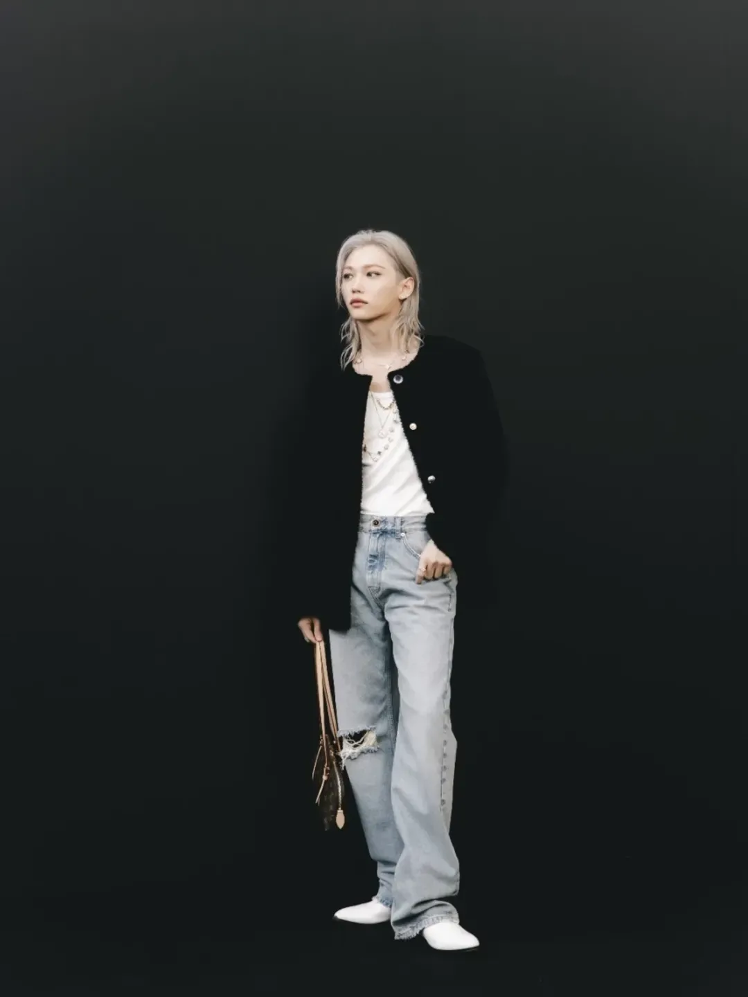 Felix (Stray Kids) tại show Louis Vuitton Thu Đông 2026, top sao có EMV lớn nhất