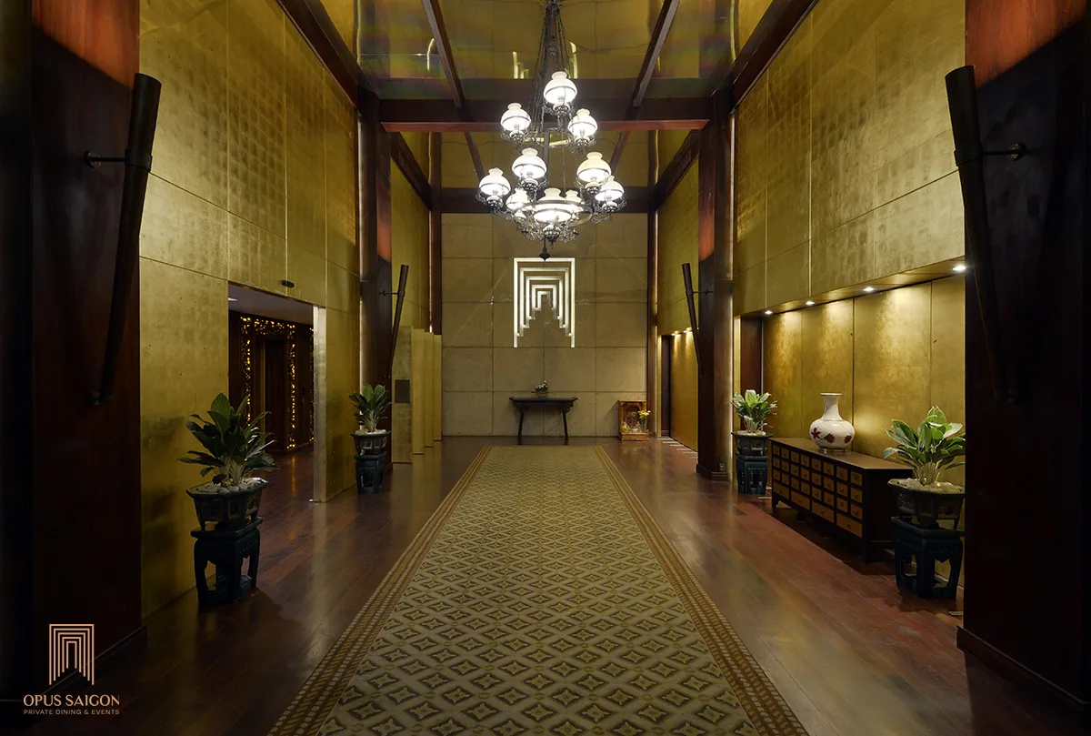 lobby opus saigon phòng riêng tư