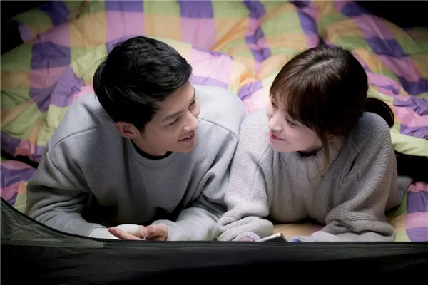 Song Hye Kyo và Song Joong Ki những lần tái xuất đẹp đôi