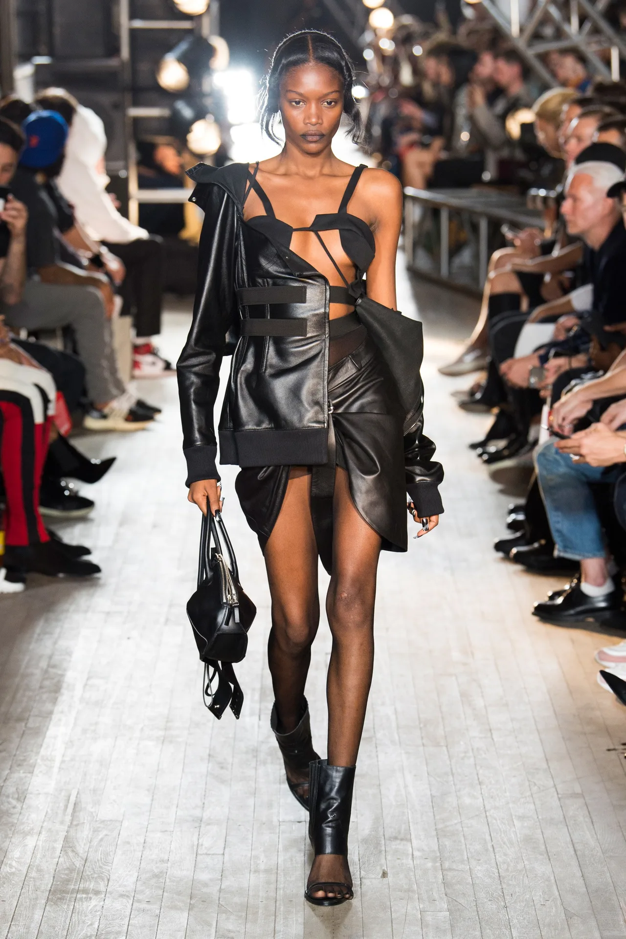 5 BST nổi bật trong ngày trình diễn thứ năm của NYFW Spring 2018