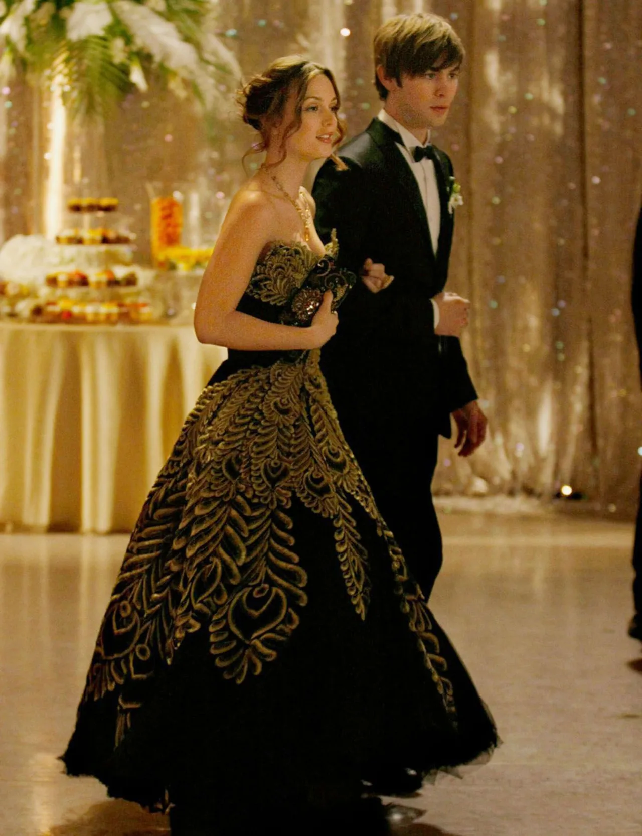 Gossip Girl đầm dạ hội đen