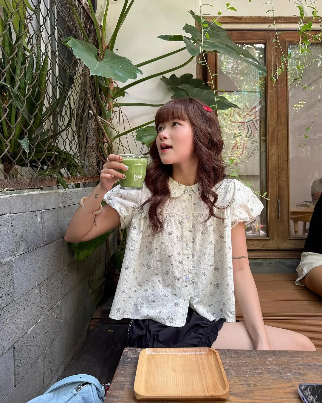 Áo babydoll và quần shorts