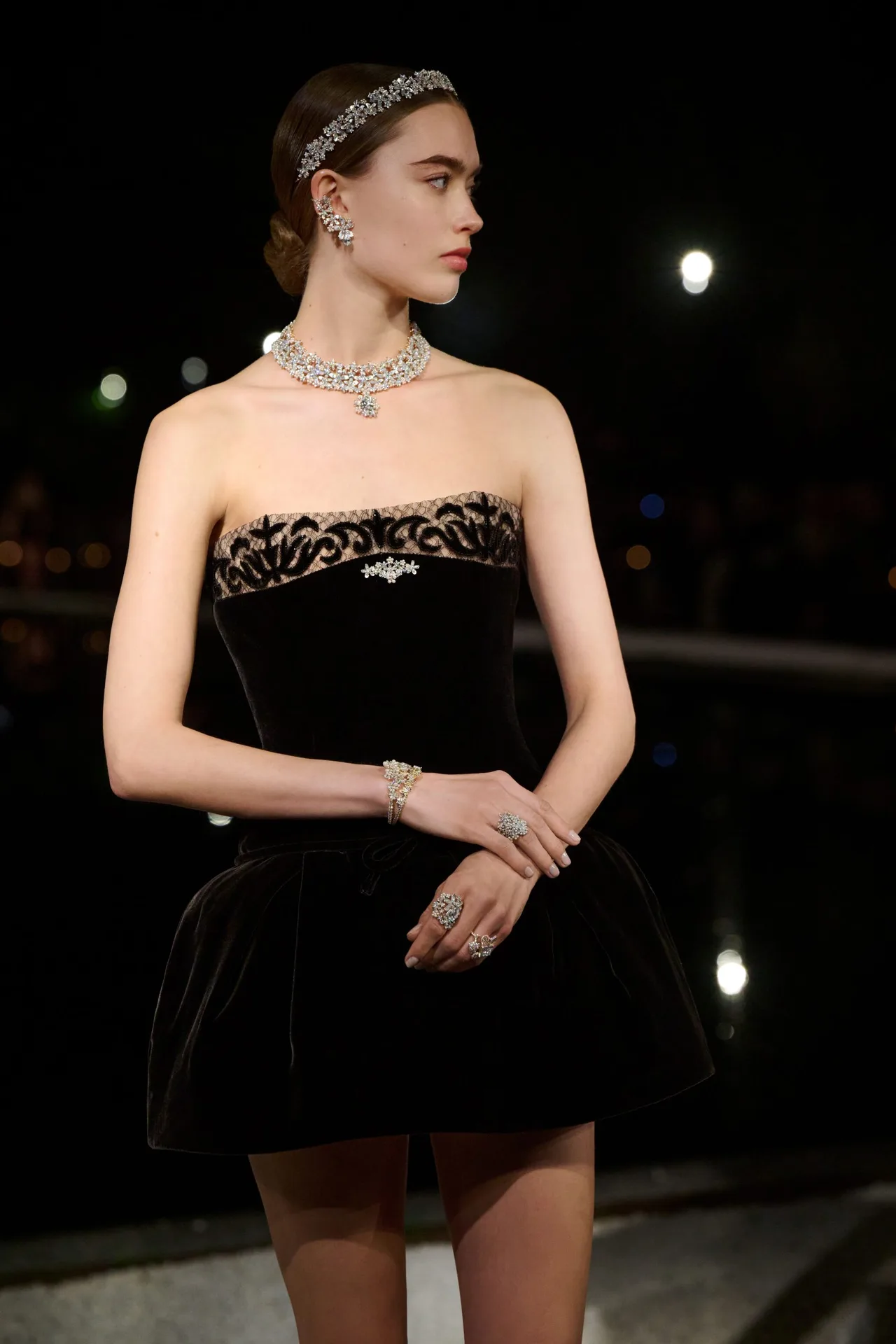 váy cúp ngực dior