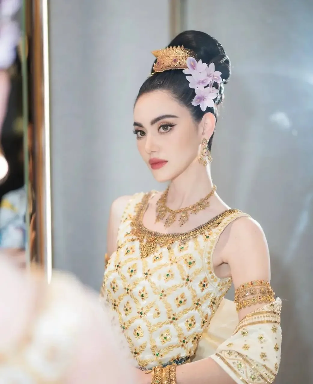 mai davika tại songkran