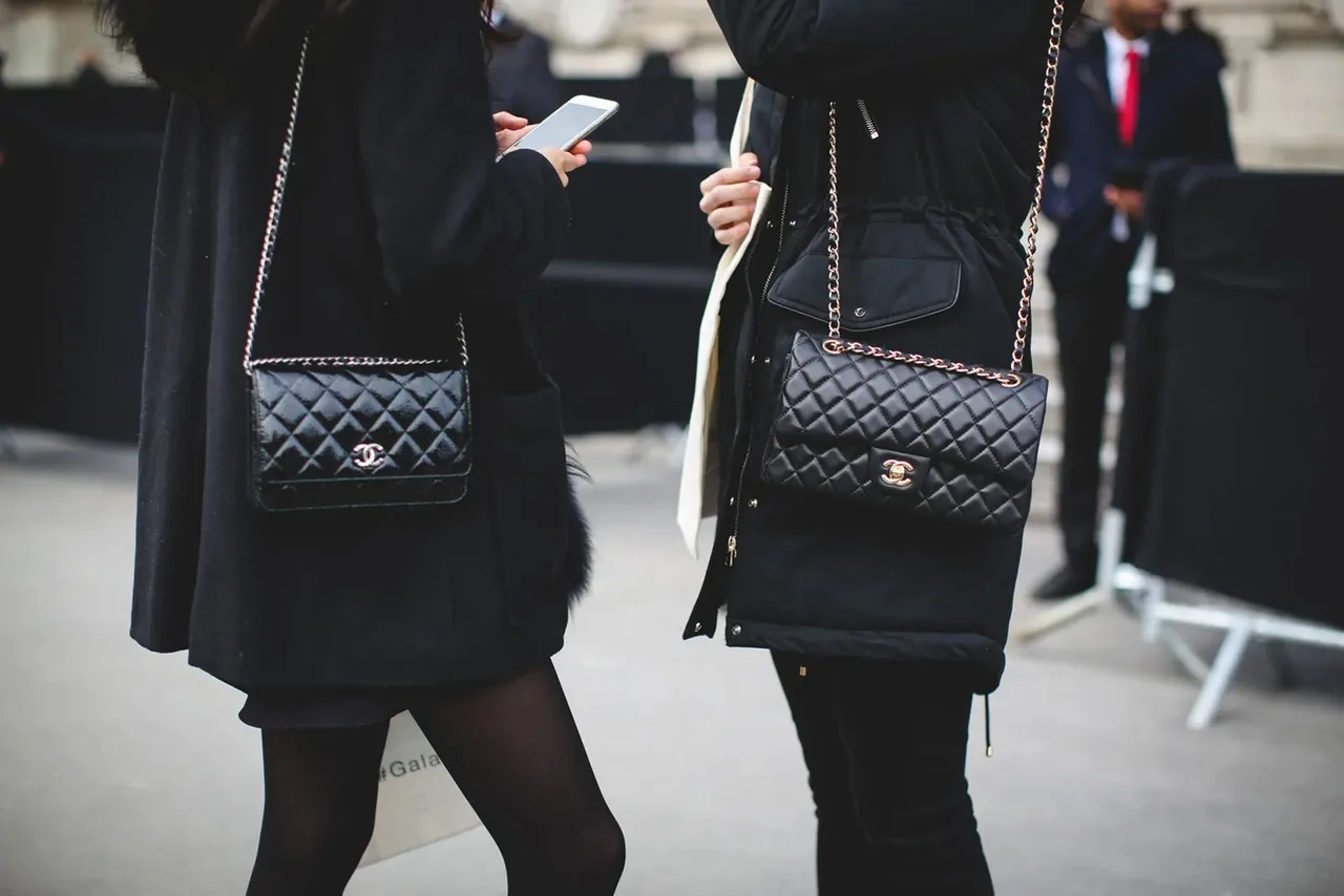 túi chanel classic đen