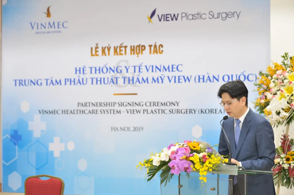 phẫu thuật thẩm mỹ - người đàn ông phát biểu