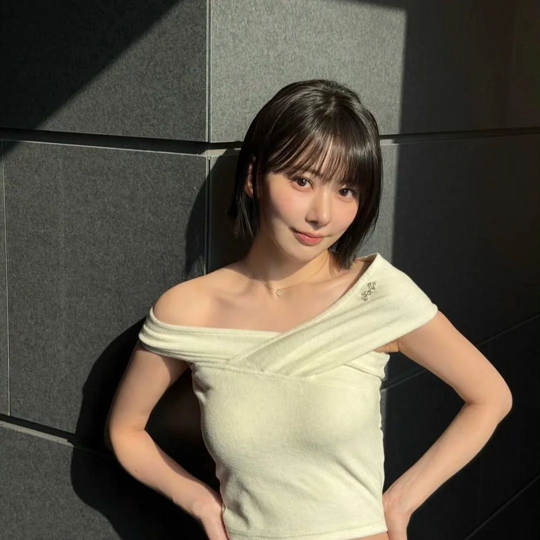 Sakura với phong cách trang điểm nhẹ nhàng