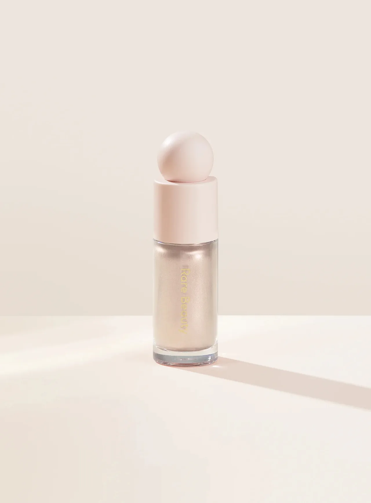Phấn highlight dạng kem Rare Beauty